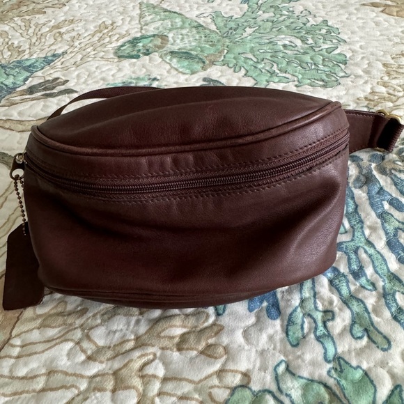 Vintage Coach Fanny Pack - Picture 1 of 14